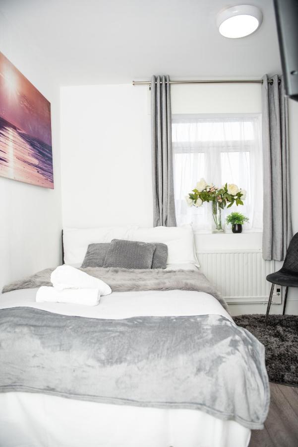 Small But Cozy Studio, Great Tube Connection London Exteriör bild